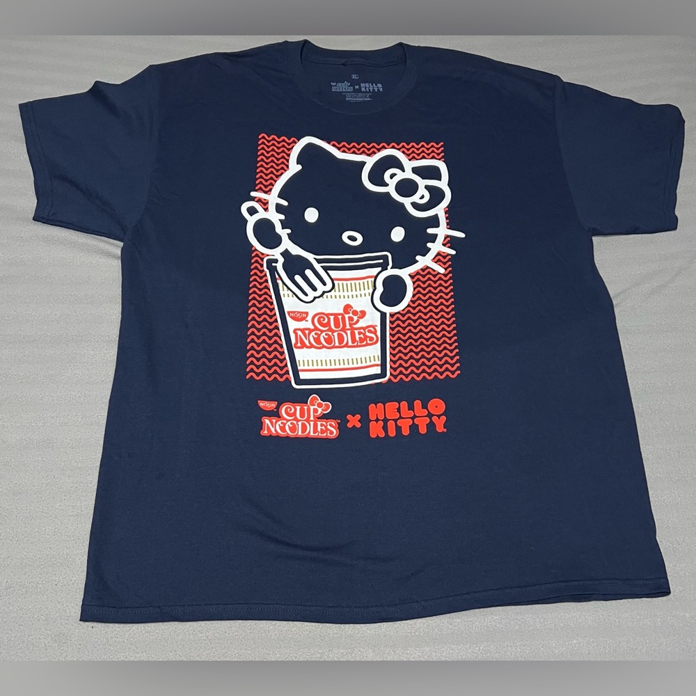 Hello Kitty x Cup Of Noodles T-Shirt SANRIO dark blue Unisex Size XL Pre Owned